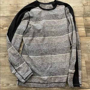 Lululemon Men’s Size Large Long Sleeve Top
